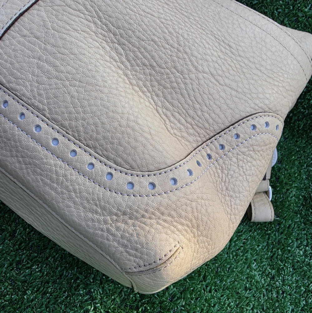 Coach Vintage Hampton Soho Boho Shoulder Bag. 2025 - Picture 9 of 16